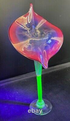 1900 Art Nouveau Hand Made Jack In The Pulpit Pink Vaseline & Uranium Glass Vase