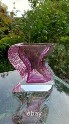 1970s Mandruzzato, Murano pink textured sommerso Glass Vase