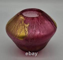 1992 Eickholt Iridescent RASPBERRY PINK Volcano Art Glass Vase