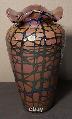 1995 Stuart Abelman Art Glass Contemporary Iridescent Pink Silver Webbed Vase