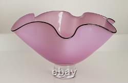 19-18 Gilles Jones Rosedale Glass Clear Footed Pink Black Rim Bowl Signed 21 cm