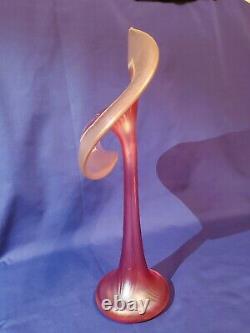 ABELMAN 15.5 Iridescent CRANBERRY Pulled Feather JACK IN THE PULPIT Vase-1988