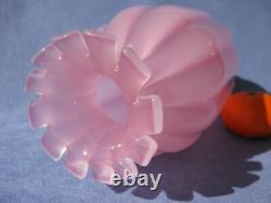 Archimede Seguso Murano Art Glass Alabastro Pink Opalino Vase Ribbed Body