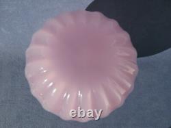 Archimede Seguso Murano Art Glass Alabastro Pink Vase Ribbed Body Design