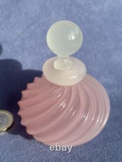 Archimede Seguso Murano Art Glass Pink Alabastro Perfume Bottle Ribbed Body