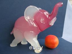 Archimede Seguso Rare Design Pink Alabastro Art Glass Elephant Seguso Label on