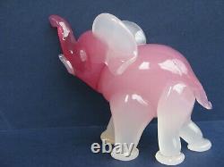 Archimede Seguso Rare Design Pink Alabastro Art Glass Elephant Seguso Label on