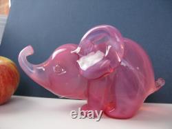 Archimede Seguso Rare Pink Opalescent Art Glass Lovely Dumbo Elephant Label on