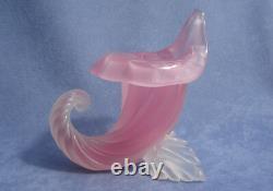 Archimede Seguso Vintage Murano Art Glass Pink Alabastro Cornucopia Shell Vase