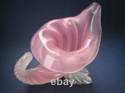 Archimede Seguso Vintage Murano Art Glass Pink Alabastro Cornucopia Shell Vase