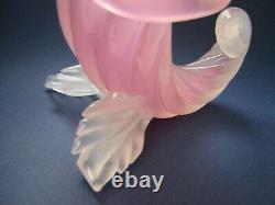 Archimede Seguso Vintage Murano Art Glass Pink Alabastro Cornucopia Shell Vase