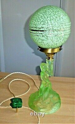 Art Deco Walther & Sohne Green Uranium Glass Rotterdam Table Lamp, New Wiring