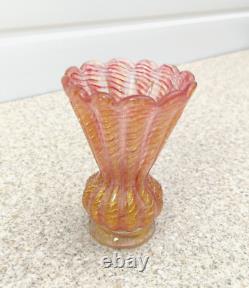 Barovier and Toso Murano Gold Leaf Pink Glass Vase, Cordonato d'Oro, 11cm
