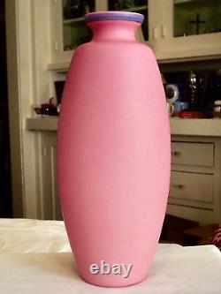 Beautiful Antique Victorian Art Glass Poschinger Kristallerie Enameled Pink Vase