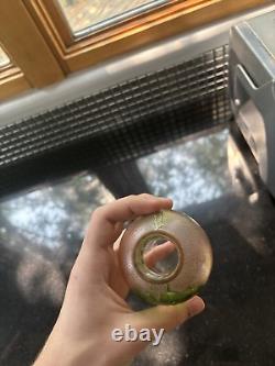 Beautiful Pink/Green Art Glass Flower Design With Gold Outline Glass Vase 5H