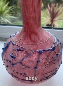 Beautiful Pink Scavo Murano Glass Bottle Vase with Blue splatter Detail