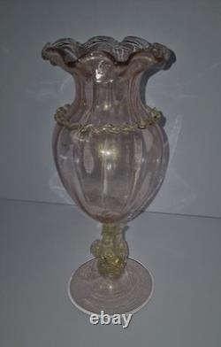Beautiful Pink with Gold Murano Art Glass Footed Dolphin Vase 1474