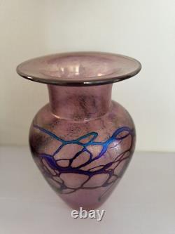 Beautiful Robert Held Canada Pink Art Glass Vase In Pink And Iridescent Blue