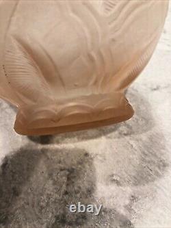 Beautiful Vintage Pink Art Deco Tulips Frosted Satin Molded Glass Vase