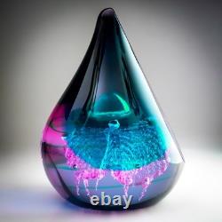 Caithness Glass Dignity Collectors Society Annual Paperweight 2001 Closed @ 1165