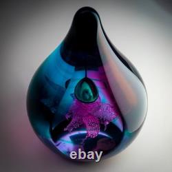Caithness Glass Dignity Collectors Society Annual Paperweight 2001 Closed @ 1165