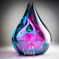 Caithness Glass Dignity Collectors Society Annual Paperweight 2001 Closed @ 1165