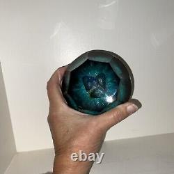 Collectors CAITHNESS PAPERWEIGHT INTO THE LIGHT MAGNUM SARAH PETERSON 2004 1.2