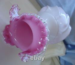 FENTON GLASSMNT+PRFVINTAGE-40sSRC-GIANT-9PEACH(pink)WAVE CRESTVASE+$4 SHP SP