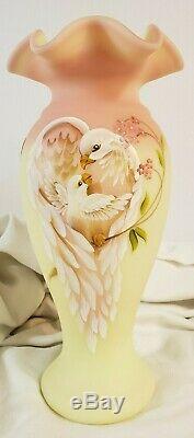 FENTON LIMITED EDITION 2007 BURMESE MOTHERS DAY VASE w DOVES 799 / 1950 SIGNED