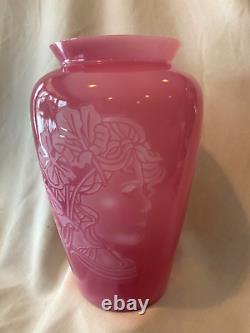 Fenton Art Glass Connoisseur Collection 1983 9 Sculptured Rose Quartz Vase