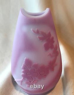 Fenton Art Glass Connoisseur Collection 1983 Sculptured Rose Quartz Vase