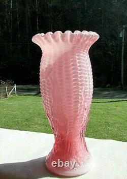 Fenton Pink Overlay Maize Corn Ribbon Crimped Glass Vase 7.25. H 1960 RARE