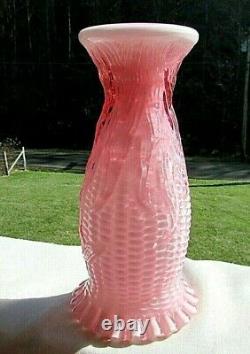 Fenton Pink Overlay Maize Corn Ribbon Crimped Glass Vase 7.25. H 1960 RARE
