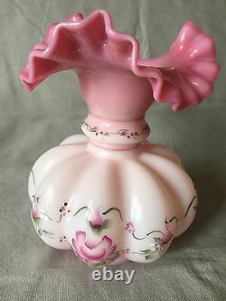 Fenton Vase Glass Messenger 1997