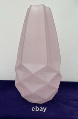 French Art Deco Pink Frosted Glass Vase (14)