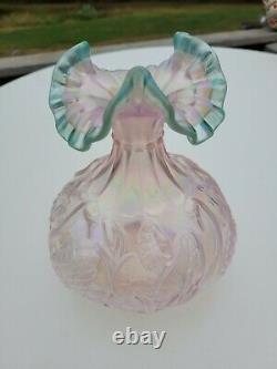 George Fenton Glass Signed Irridescint Ruffled Swan Vase
