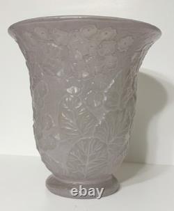 HTF Consolidated Art Glass Light Pink Finish 8 3/4 Hydrangea Vase