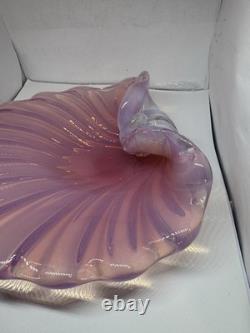 Italian Murano Art Glass Scallop Clam Shell Bowl Pink Opalescent 8 1/4 MCM
