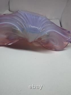 Italian Murano Art Glass Scallop Clam Shell Bowl Pink Opalescent 8 1/4 MCM