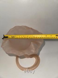 Italian vase matte pink glass Lily shape 70s vintage Chalice flower vase