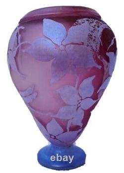 JOHN BARBER Pink Iridescent Art Glass Vase Hand blown Signed'93