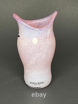 Kosta Boda Ulrica HV Mini Pink Art Glass Bud Vase Open Minds Serpent 4 Signed