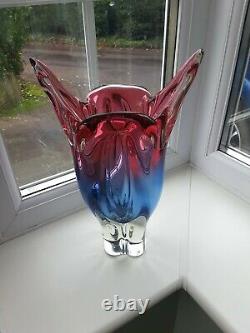 Large vintage Czech Chribska ruby & blue art glass vase design by J. Hospodka