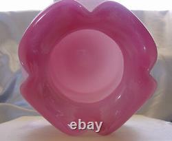 MNT+PERFVINTAGE30'sFENTON GLASSPEACH BLOWXTRASRC8#187VASE