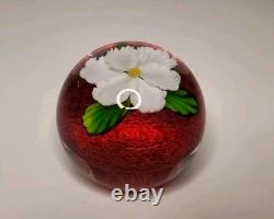 Mayauel Ward White Flower Art Glass Paperweight Clear & Pink Signed & Dated 2005 Mayauel Ward White Flower Art Glass Paperweight Clear & Pink Signed & Dated 2005