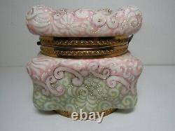 Monroe Wavecrest Billow Ware 5 Hinged Jewelry Box Pastel Pink & Green withEnamel