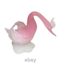 Murano Archimede Seguso Glass Swan Pink Opaline Alabastro Bird Lobed Base VTG