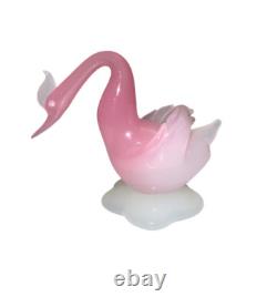 Murano Archimede Seguso Glass Swan Pink Opaline Alabastro Bird Lobed Base VTG