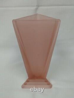 New Martinsville MODERNISTIC Era Pink Satin Art Deco Glass Triangle 8 1/2 VASE