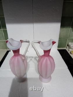 Pair of antique Thomas Webb & Sons Burmese glass vases from late 19th century